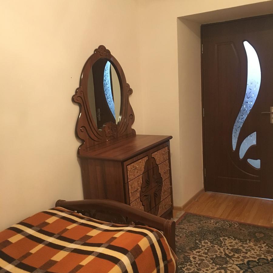 Ave Zara Bed & Breakfast Vaghatin Bagian luar foto